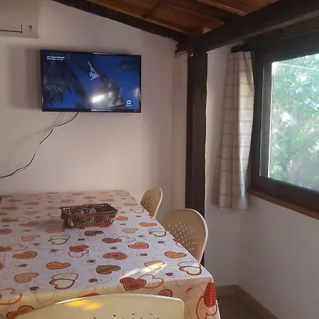 Alojamento de Acomodação e Pequeno-almoço Baia Di Riaci Tropea 3*