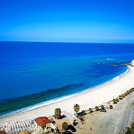 Baia Di Riaci Tropea Bed and breakfast 3*