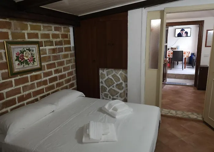 לינה וארוחת בוקר Baia Di Riaci Tropea 3*