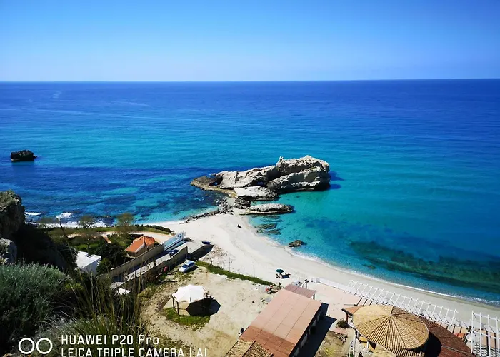 Baia Di Riaci Tropea 圣多米尼卡